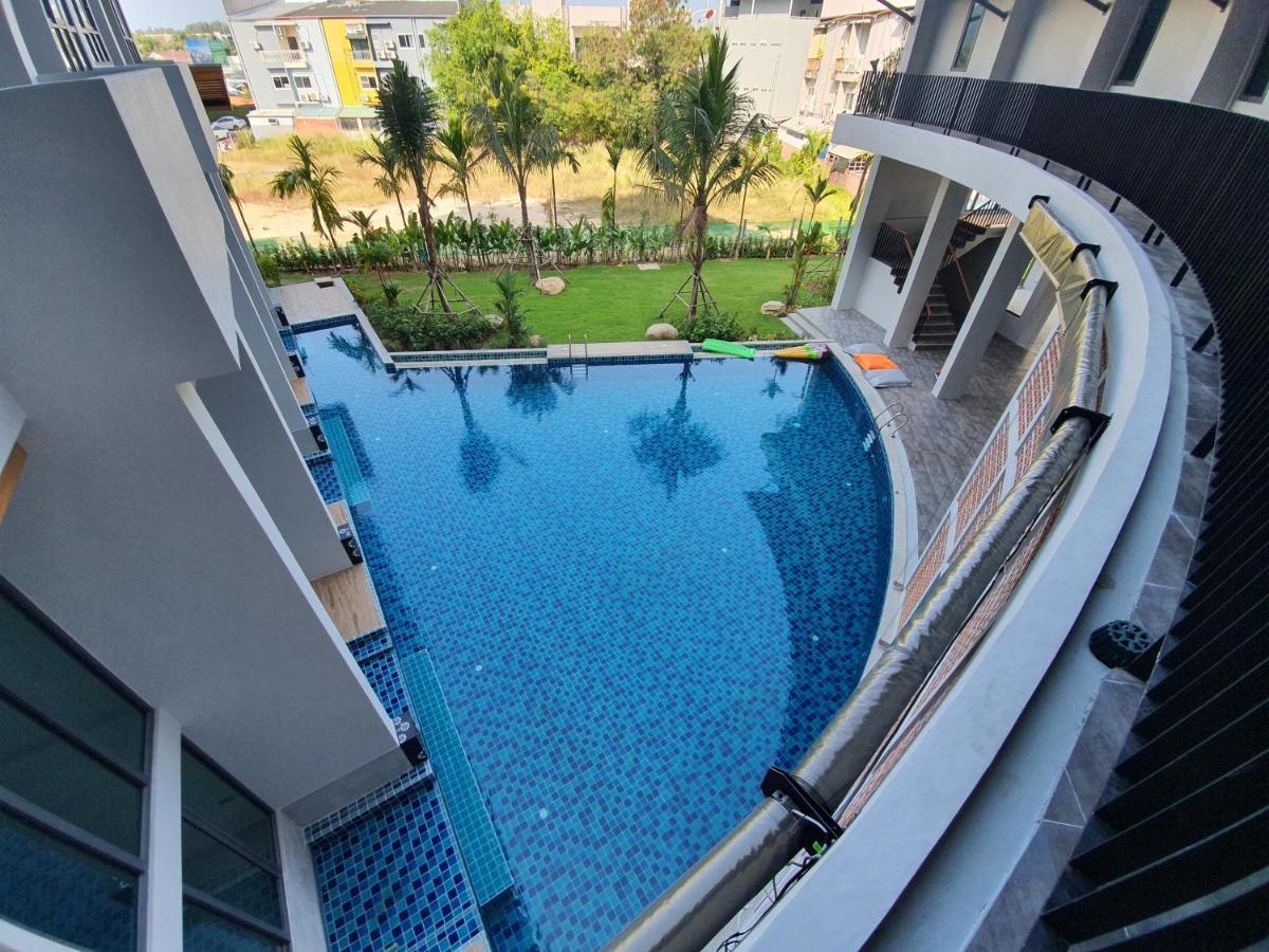 Atom Phuket Hotel -Sha Plus Nai Yang Bagian luar foto